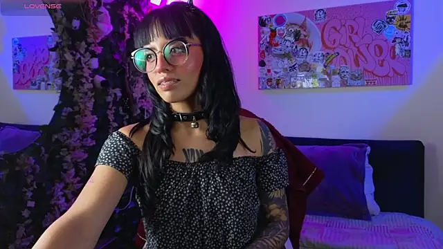 Snapshot of Dann_dan chatting on 02.26.26 Dann dan online show from 02.26.26