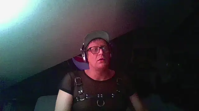 Bigthroaterboy online show from 12.04.24