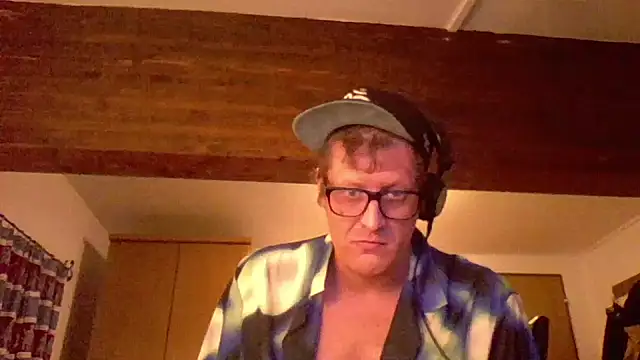 Bigthroaterboy online show from 12.28.24