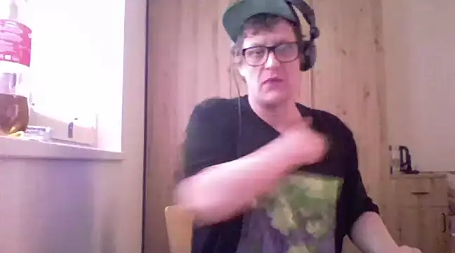 Bigthroaterboy online show from 01.31.25