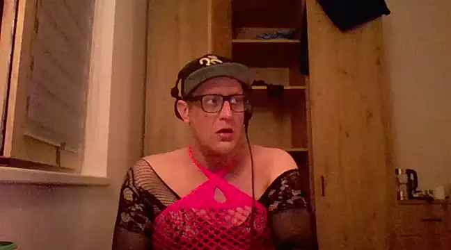 Bigthroaterboy online show from 02.28.25