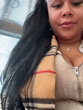 HaileyDiana online show from 02.17.25