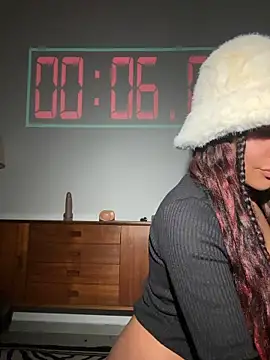 HaileyDiana online show from 03.27.26