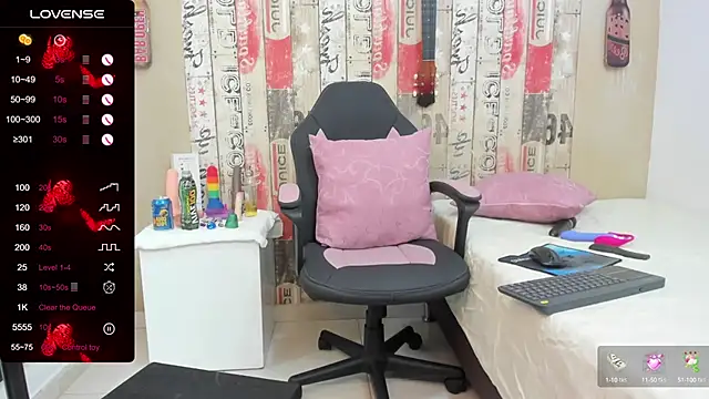 Snapshot of galatea_rous chatting on 02.06.25 galatea rous online show from 02.06.25