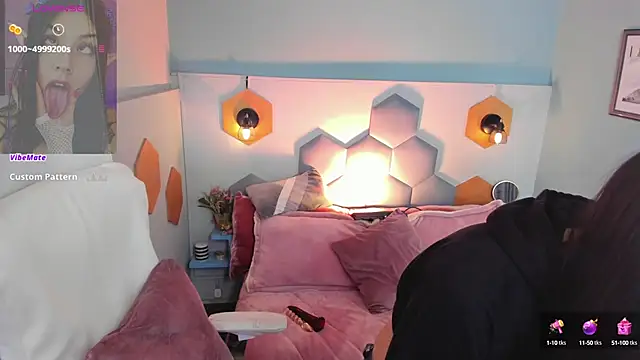 Snapshot of Melissa_Koster chatting on 01.04.25 Melissa Koster online show from 01.04.25