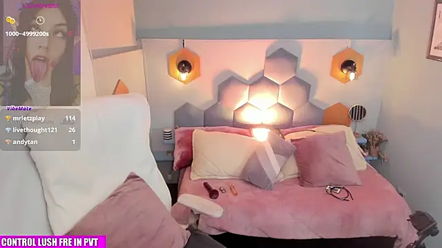 Snapshot of Melissa_Koster chatting on 01.10.25 Melissa Koster online show from 01.10.25