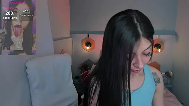 Snapshot of Melissa_Koster chatting on 01.25.25 Melissa Koster online show from 01.25.25