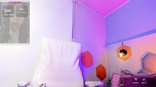 Snapshot of Melissa_Koster chatting on 03.16.25 Melissa Koster online show from 03.16.25