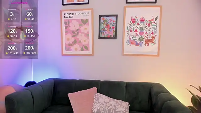 Snapshot of Melissa_Koster chatting on 10.18.25 Melissa Koster online show from 10.18.25