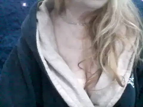 CarlyTreat online show from 01.18.25