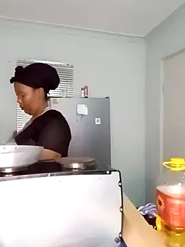 Snapshot of NippleMilkXx chatting on 04.09.26 NippleMilkXx online show from 04.09.26