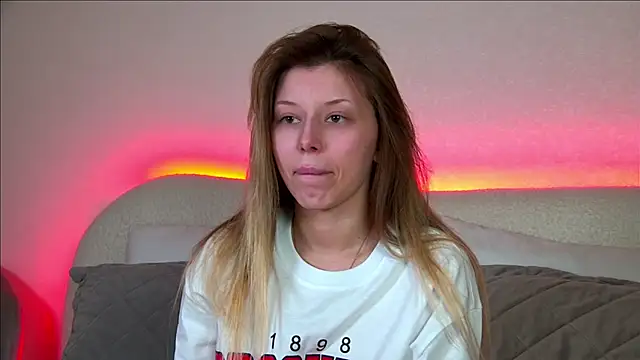 Snapshot of LiliaBianka chatting on 02.02.25 LiliaBianka online show from 02.02.25