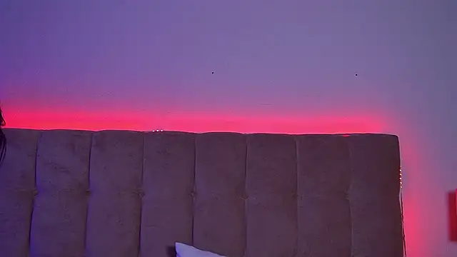 Snapshot of LiliaBianka chatting on 02.21.25 LiliaBianka online show from 02.21.25