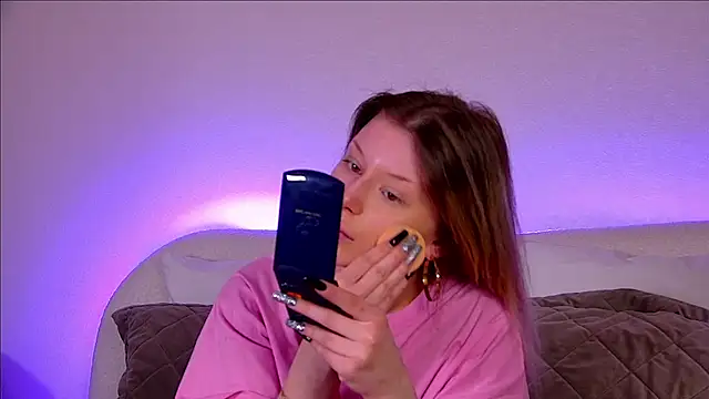 Snapshot of LiliaBianka chatting on 02.24.25 LiliaBianka online show from 02.24.25