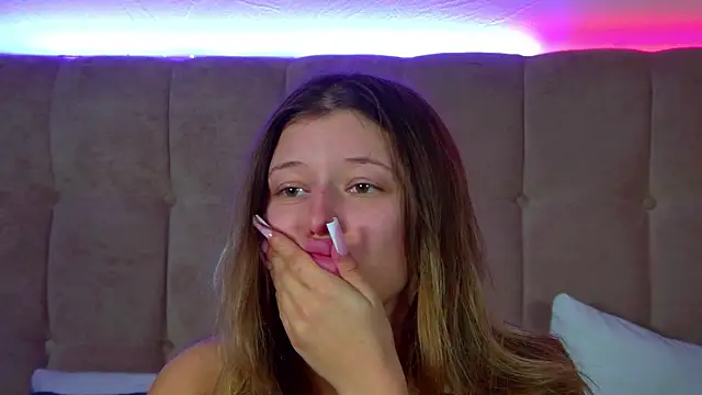 Snapshot of LiliaBianka chatting on 09.25.25 LiliaBianka online show from 09.25.25