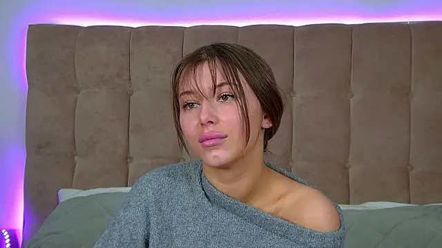 Snapshot of LiliaBianka chatting on 11.17.25 LiliaBianka online show from 11.17.25