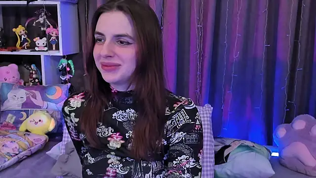 Snapshot of Supaidagaru chatting on 11.21.25 Supaidagaru online show from 11.21.25