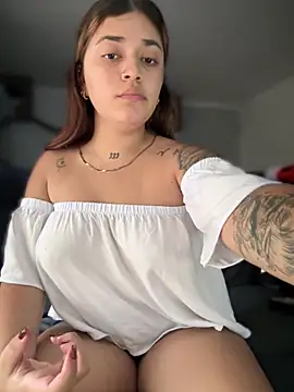 Snapshot of JoselinFlower_ chatting on 03.02.25 JoselinFlower online show from 03.02.25