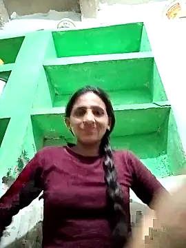Snapshot of Baby__Shreya chatting on 04.26.26 Baby Shreya online show from 04.26.26