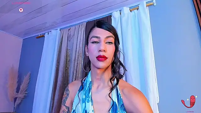 sofiaa grey  online show from 10.21.25