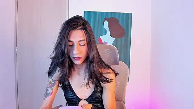 sofiaa grey  online show from 03.21.26