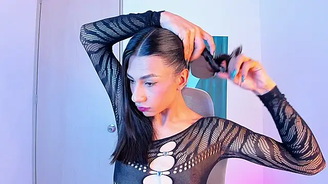 sofiaa grey  online show from 03.29.26