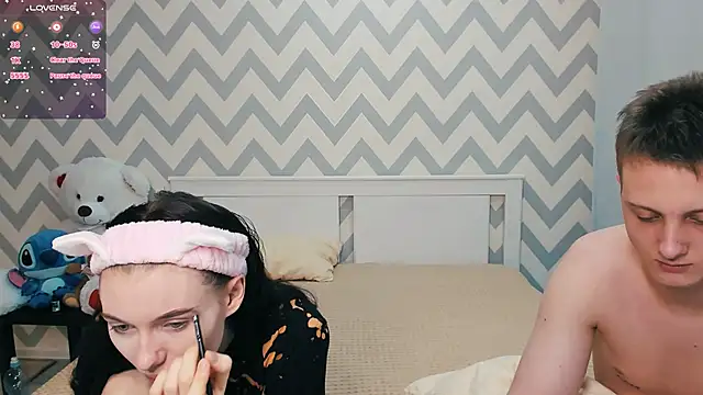 Snapshot of shaameless chatting on 12.23.24 shaameless online show from 12.23.24