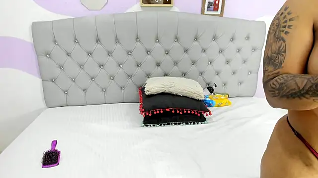 Snapshot of BRIYITHMENA chatting on 09.26.25 BRIYITHMENA online show from 09.26.25