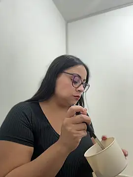 Sol biglips online show from 04.10.26