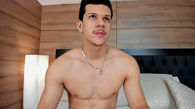 Snapshot of MarcoSullivan chatting on 12.25.24 MarcoSullivan online show from 12.25.24