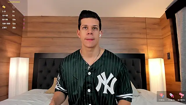 Snapshot of MarcoSullivan chatting on 01.26.25 MarcoSullivan online show from 01.26.25