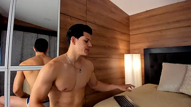 Snapshot of MarcoSullivan chatting on 02.08.25 MarcoSullivan online show from 02.08.25