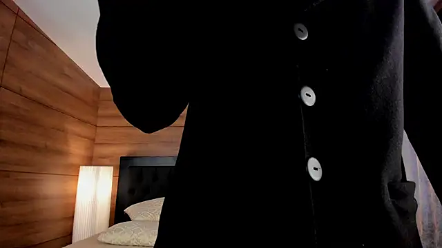 Snapshot of MarcoSullivan chatting on 02.09.25 MarcoSullivan online show from 02.09.25