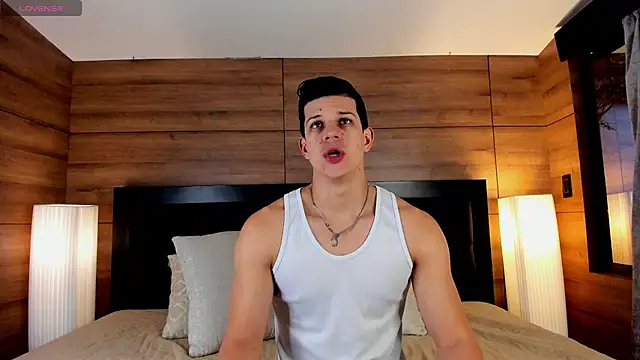 Snapshot of MarcoSullivan chatting on 02.26.25 MarcoSullivan online show from 02.26.25