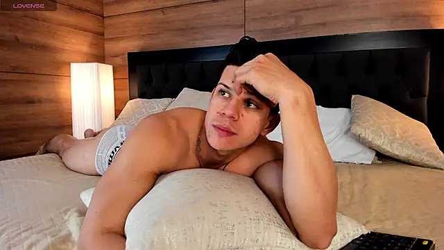 Snapshot of MarcoSullivan chatting on 02.27.25 MarcoSullivan online show from 02.27.25