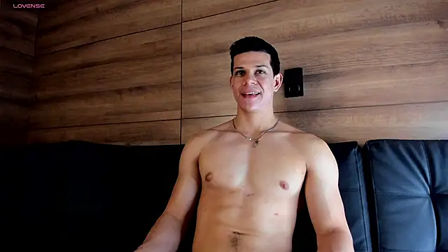 Snapshot of MarcoSullivan chatting on 03.13.25 MarcoSullivan online show from 03.13.25