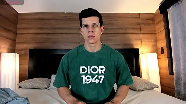 Snapshot of MarcoSullivan chatting on 03.18.25 MarcoSullivan online show from 03.18.25