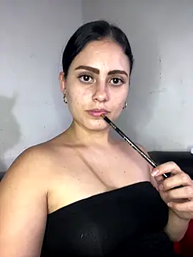 Azuna25 online show from 10.21.25