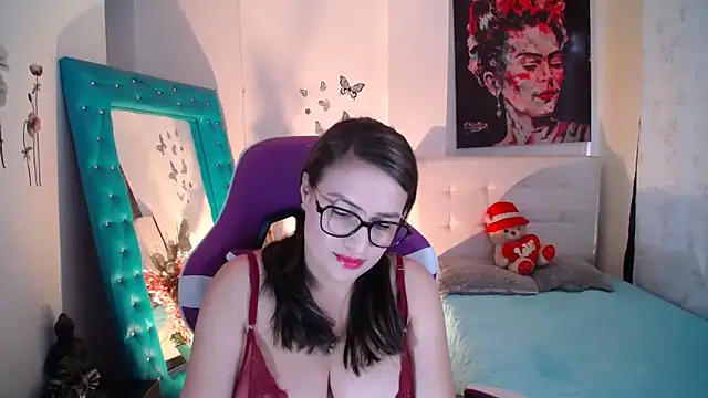 esmeraldaa230 online show from 09.19.25