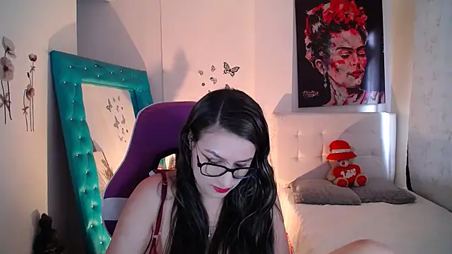 esmeraldaa230 online show from 09.30.25