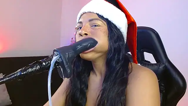 Snapshot of Anabel693 chatting on 12.04.24 Anabel693 online show from 12.04.24