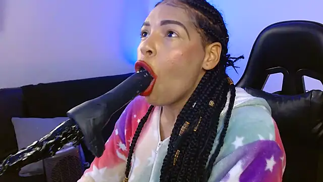 Snapshot of Anabel693 chatting on 01.12.25 Anabel693 online show from 01.12.25