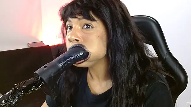 Snapshot of Anabel693 chatting on 02.25.25 Anabel693 online show from 02.25.25