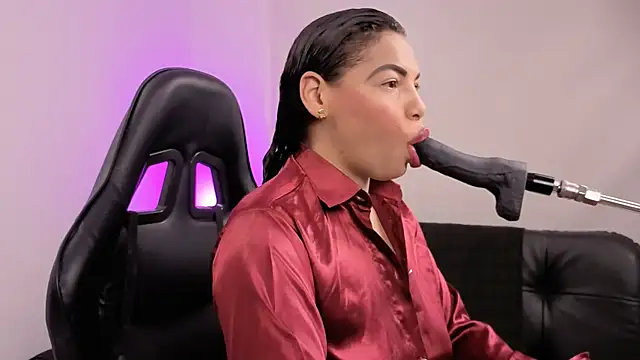 Snapshot of Anabel693 chatting on 11.06.25 Anabel693 online show from 11.06.25