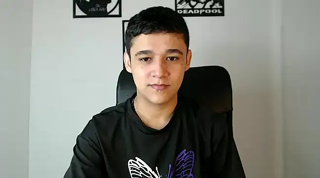 Snapshot of kaiine190 chatting on 12.11.24 kaiine190 online show from 12.11.24