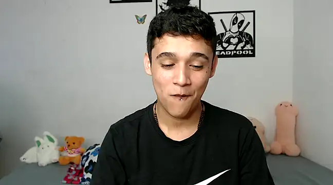 Snapshot of kaiine190 chatting on 02.20.25 kaiine190 online show from 02.20.25