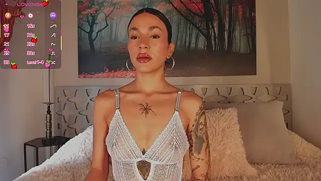 LunaRuso online show from 02.01.26