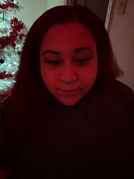 Juicyjordie online show from 12.23.24