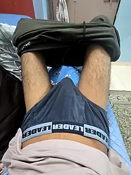 Yours1311 online show from 12.18.25