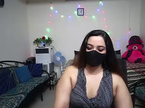 Arushisingh8888 online show from 02.08.25